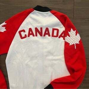 HBC Hudson’s Bay Company 2020 Olympic Team Canada Podium Jacket Mens Small
